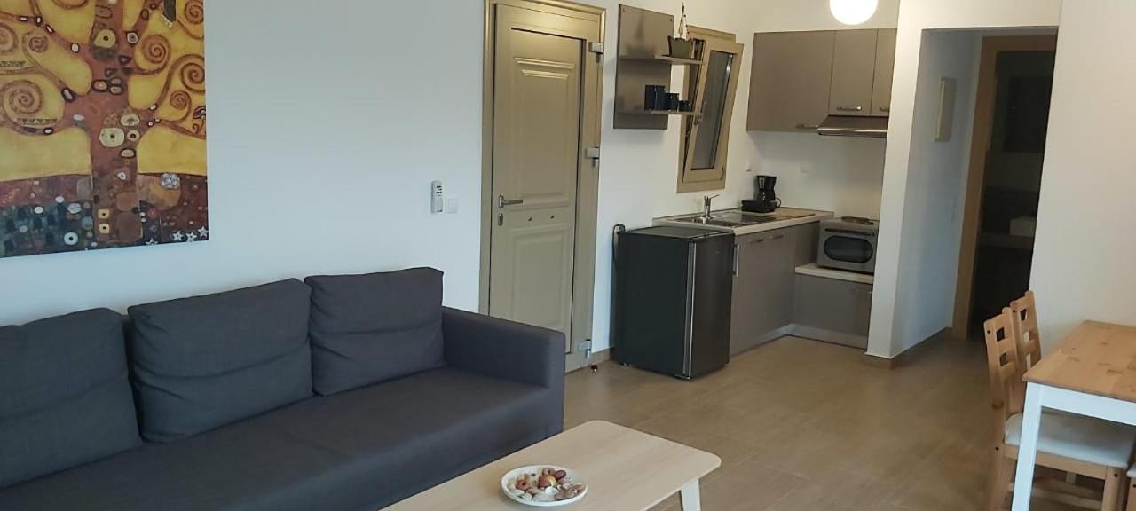 Skiathos Lagoterra Apartments エクステリア 写真
